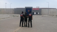 Afyon’dan jandarma her yerde aranan sapığı yakaladı: Çocuk tacizinden aranıyordu…