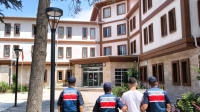 Kasten yaralama suçundan aranıyordu Afyon’da yakalandı