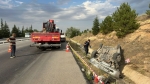 Afyon Emirdağ’da otomobil takla atıp devrildi: 2 yaralı var!