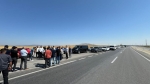 Afyon’dan giden kaymakamı konvoyla uğurladılar