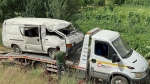 Afyon’da minibüs şarampole devrildi üçü çocuk 5 yaralı var