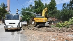 İnönü’de metruk evlerin yıkımı başladı