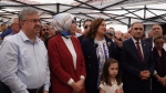 Burcu Köksal’dan aşure dağıtımında dikkat çeken mesaj: Siyasetçiler ve devleti yönetenler vatandaşın yanında olsun