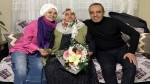 İl Emniyet müdürü yaşlı teyzenin iftar sofrasına konuk oldu