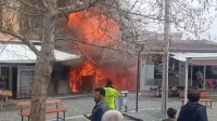 Son Dakika: Afyon’da manifatura dükkanında yangın çıktı