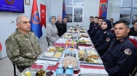 Vali Yiğitbaşı, jandarma ile iftar açtı
