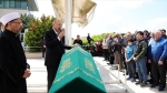 Cumhurbaşkanı Erdoğan, hayatını kaybeden Arapça öğretmeninin son yolculuğuna eşlik etti