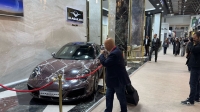 Gören Dokunmadan Geçemedi: Mermer Kaplama Porsche Fuarda! Marble İzmir’e damga vurdu…