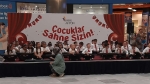 Afyon’da 3. Sınıf Öğrencilerinden AVM’de 23 Nisan Kutlaması