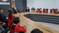 Afyon’da 35 İlkokul öğrencisi yazdıkları şiirlerden kitap oluşturdu