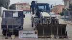Kepçe ile define ararken yakalandılar!..