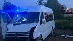 Devrilen minibüste 6 kişi yaralandı
