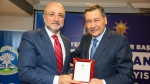 Afyon’da Melih Gökçek’e Plaketli Teşekkür: “Belediyecilikte Bir Ekol”