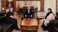 Vali Yiğitbaşı, şehit ailesini makamında ağırladı