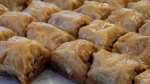 Afyon’da Bayram Öncesi Tatlı Telaşı: Baklavanın kilosu 500 TL’den başlıyor 1000 TL’ye kadar çıkıyor!