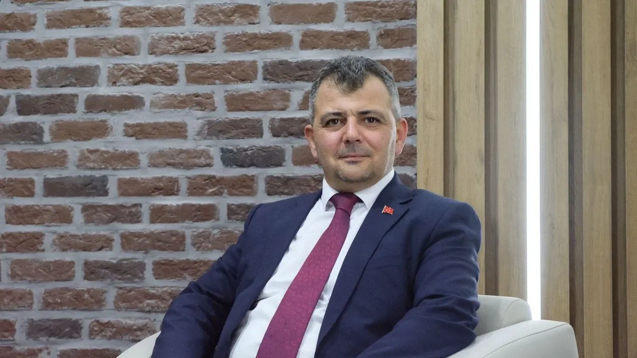 Afyon’da AK Partili Belediyeye 17 Milyon TL Tazminat Şoku: Başkan küplere bindi, MHP’li başkana verdi veriştirdi!