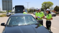 Afyon İl Emniyet Müdürü Ahmet Birtan Erol Trafiği denetledi: Yolun Sonu Bayram Olsun!