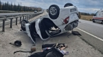 Kütahya’da Devrilen Otomobilin Tekeri Karşı Şeride Fırladı, Yeni Kaza Yaşandı