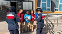 Afyon Jandarması Öğrencilerle Bir Araya Geldi: “Kadına El Kalkmaz”