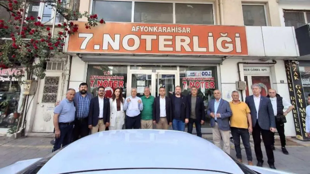 CHP Afyon delegelerinin tamamı kurultay için imza verdi