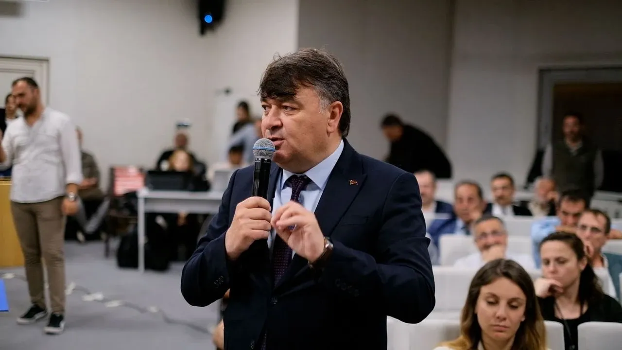 Şoförler Odası Başkanı Karataş: “Afyon’un tüm sorunu bitti de kamyoncu esnafı mı kaldı?”