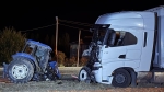 Afyon-Uşak kara yolunda tır ile traktör çarpıştı: Traktör ikiye bölündü sürücüsü öldü!